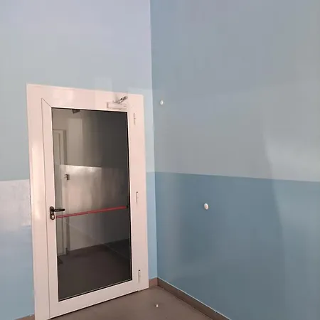 Mariposa: Balcony With Parking Near Split's Largest Mall