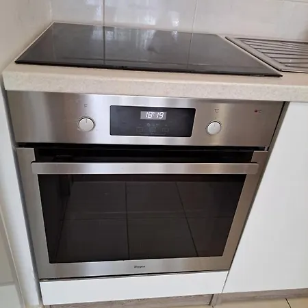 Mariposa, With Balcony, Private Parking In The Garage, Near The Biggest Shopping Center Mall Of * Сплит