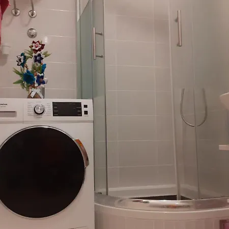 Mariposa, With Balcony, Private Parking In The Garage, Near The Biggest Shopping Center Mall Of * Split