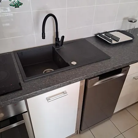 Mariposa, With Balcony, Private Parking In The Garage, Near The Biggest Shopping Center Mall Of *